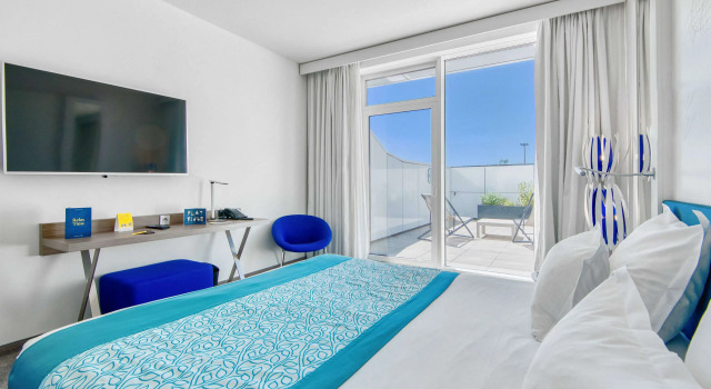 Номер Superior Golden Tulip Marseille Euromed