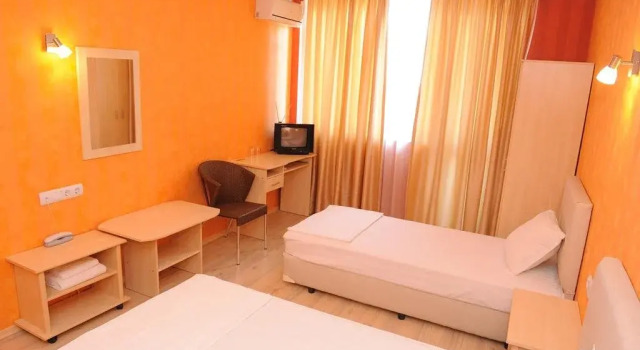 Complex Racic, Book Hotel Voyvodinovo Plovdiv