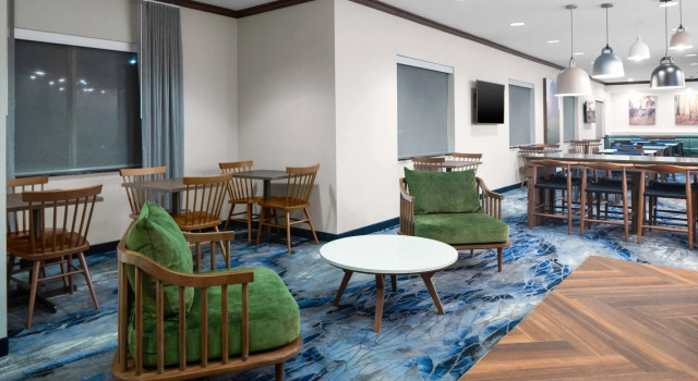 Fairfield Inn & Suites by Marriott - Jefferson City
