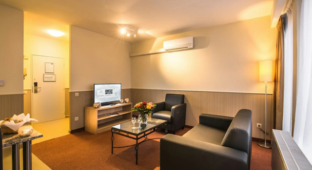 Arass Hôtel & Business Flats, Забронировать Отель Отели Антверпена - центра городов 3 звезды, 3*