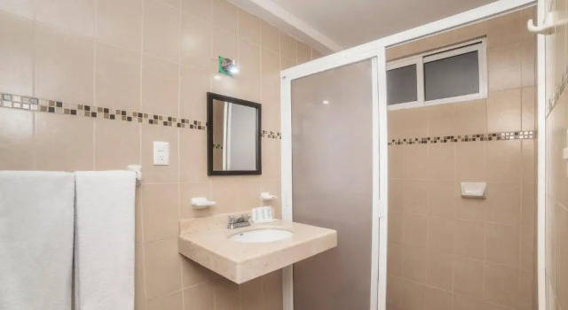 Трёхместный номер Standard Hotel Puerto Inn