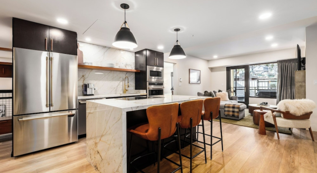 Номер Standard с 2 комнатами с балконом Main & SKY Park City Utah