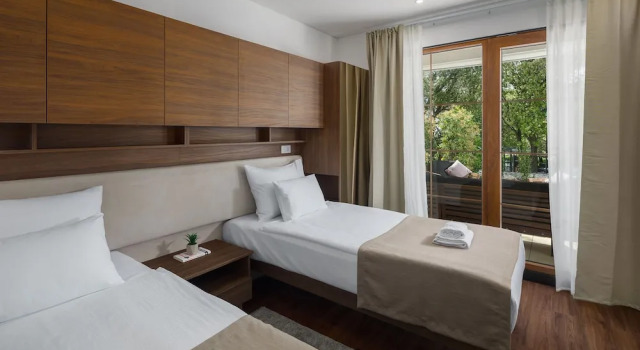 Luxury Beach Villas Porto Bus