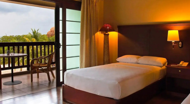Вилла Dos Palmas Island Resort & Spa