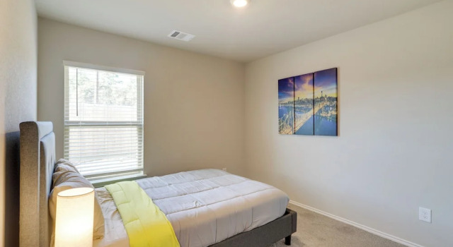 Коттедж с 4 комнатами Brand New Spring Home < 1 Mi to Old Town!