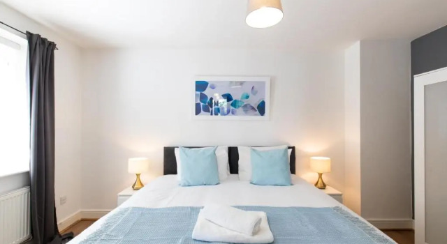 Velvet 1-bedroom Apartment The Clockhouse, Hoddesdon