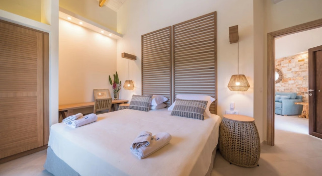 Апартаменты Deluxe c 1 комнатой с балконом и с видом на море Porta del mar Beach Resort