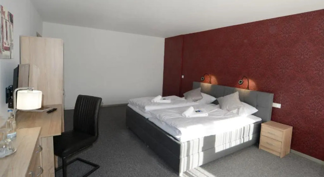 Трёхместный номер Standard Landhotel Kussmann