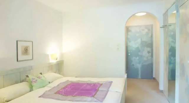 Maratscher Kunst & Kulturhotel, Забронировать Отель Отели в центре Лагундо с завтраком, отели в центре Лагундо с завтраком