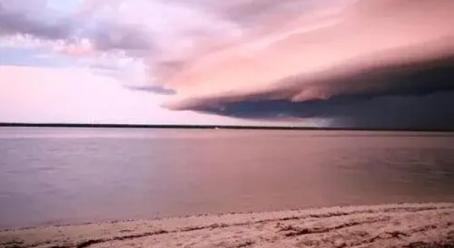 Crab Claw Island Resort, Забронировать Курортный отель Остров Клешней Краба 