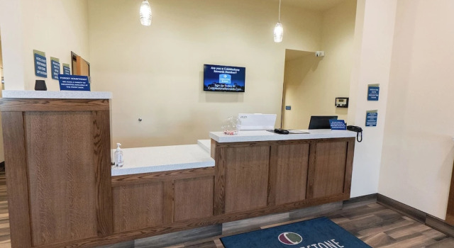 Cobblestone Inn & Suites - Sheldon, Varaa Hotelli Sheldon Iowa