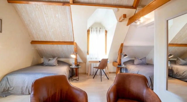 Четырёхместный номер Standard B&B LOrée du Bois Bourgogne