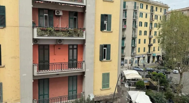 ROOMITO apartments, Buchen Sie Ferienwohnung Vomero Neapel