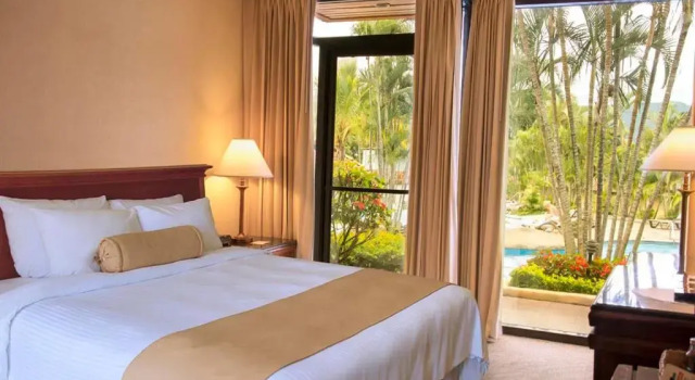Номер Deluxe Wyndham San Jose Herradura