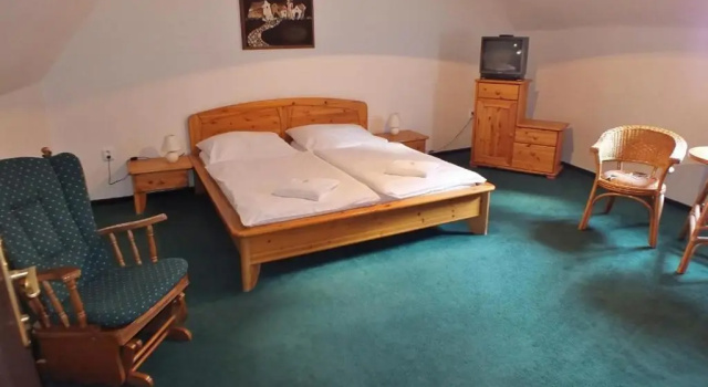 Апартаменты Hotel Zlaty Andel