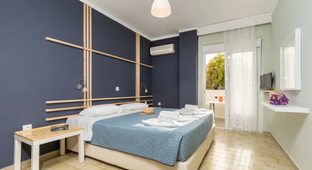 Апартаменты с 3 комнатами с балконом Lefka Hotel & Apartments