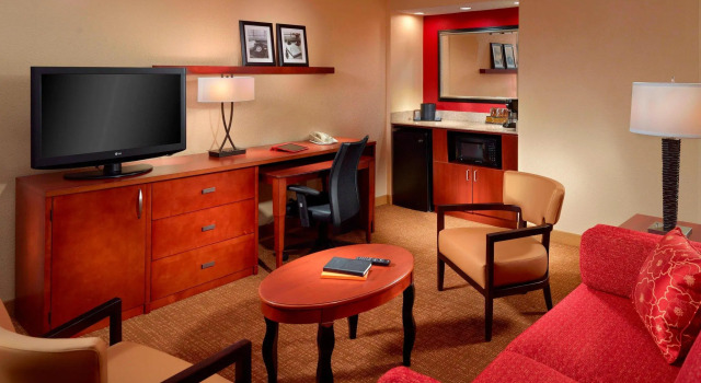 Двухместный люкс Courtyard by Marriott Columbus