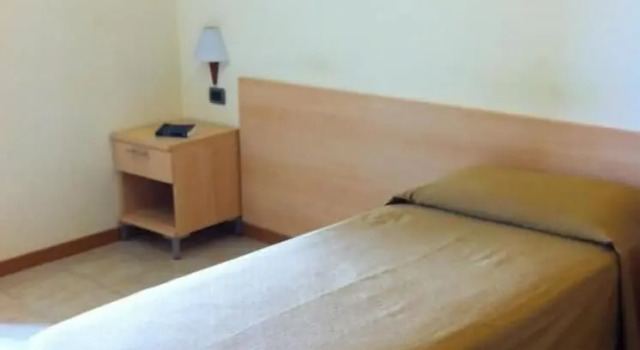 Standard Einzel Zimmer Hotel Atleti