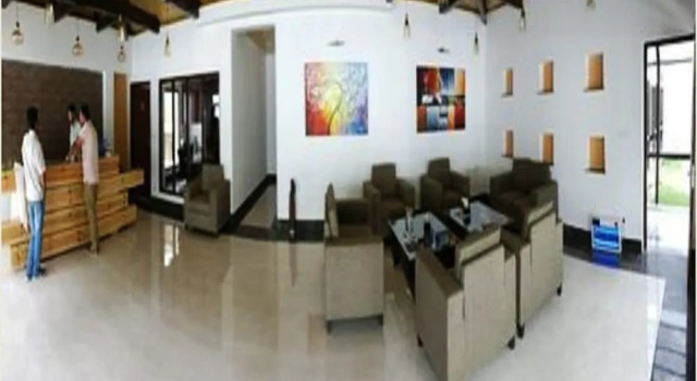 Hotel The Kargil, Забронировать Отель Отели Джамму и Кашмира с парковкой, Парковка