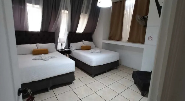 Четырёхместный номер Economy Global Airport Inn