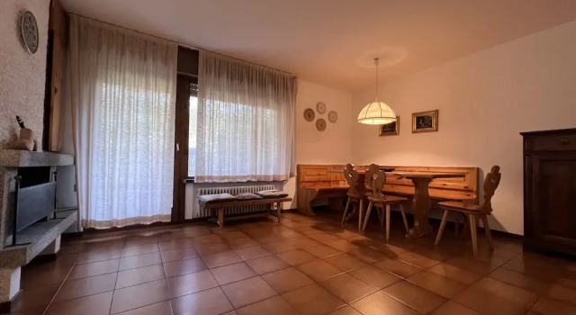 041 Trilocale con Giardino Pinzolo, Забронировать Апартаменты/квартира Отели в центре Пинцоло, в центре, Парковка
