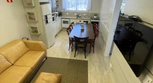 Коттедж с 5 комнатами Casa Bem Vino