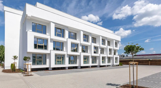Четырёхместный номер Standard Trip Inn Conference Hotel & Suites