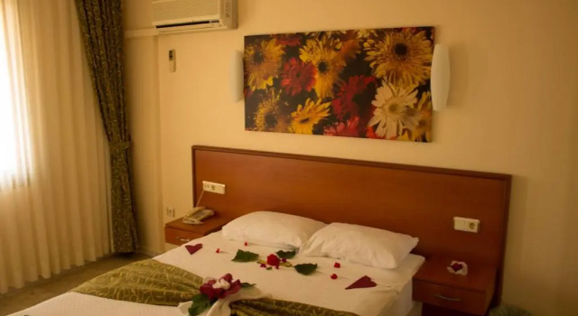 Двухместный номер Standard с видом на сад Lord Hotel