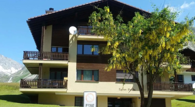 Tgèsa Palits Oliveri, Réserver Appartement Sedrun Disentis - Sedrun