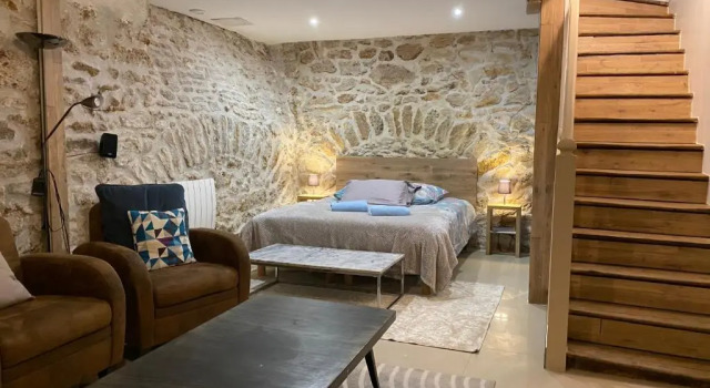 Large And Unique Souplex 60sqm, Well Located, Забронировать Отель Париж Иль-де-Франс, рядом с Гран Бульвар