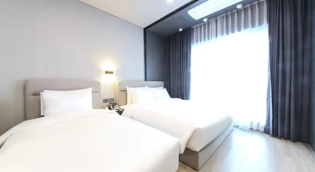 Двухместный семейный номер Deluxe Gray Hotel Busan Station