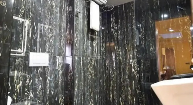 Трёхместный номер Standard c 1 комнатой Bayberd Hotel