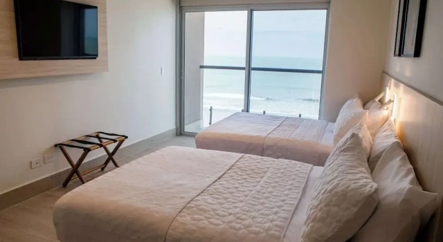 Четырёхместный номер Standard с балконом Radisson Riviera Panama