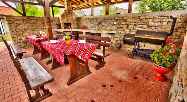 Chata Holiday Homes Chudna