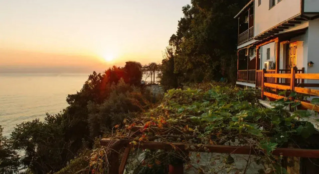 Balcony Pelion, Book Hotel Chorefto 