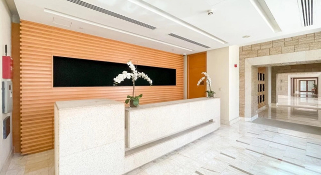 Luxurious 2 Bedroom Apartment Dubai Marina, Забронировать Апартаменты/квартира Дубай-Марина , рядом с Остановка трамвая Marina Towers