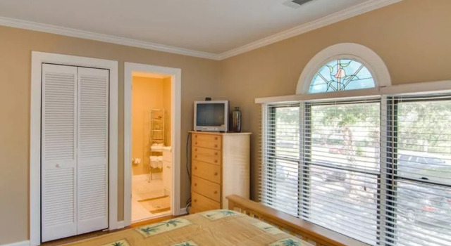 Bay Pointe 2137 by RedAwning