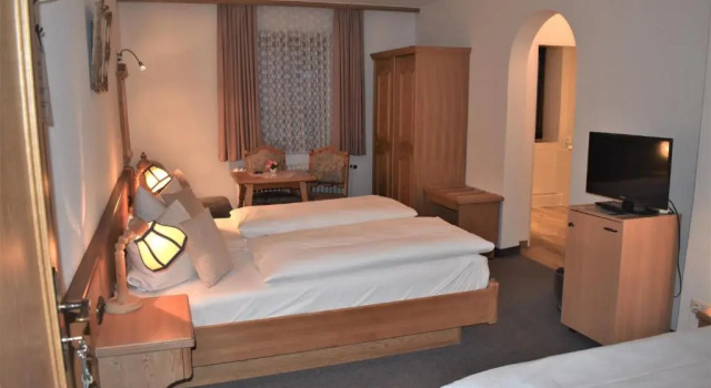 Трёхместный номер Standard Hotel Pension Lindenhof