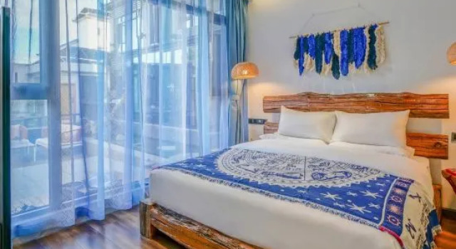 Полулюкс 熹宿 Xisu Designer Garden Inn