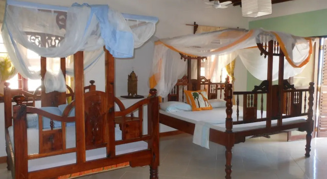 Трёхместный номер Standard Mbuyuni Beach Village - Bungalows