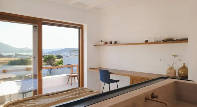 Люкс с видом на море ROOTS Nature Living Milos