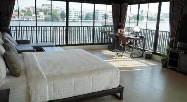 Номер Standard с красивым видом из окна NORN Riverside Bangkok Hotel - นอนริมน้ำ