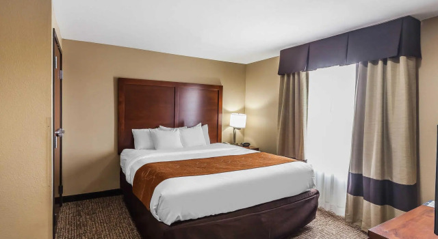 Люкс Comfort Suites Yukon - SW Oklahoma City