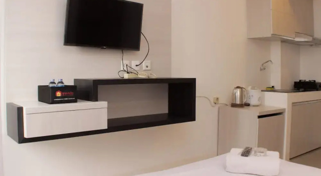 Cozy Living Studio At Urbantown Apartment Karawang, Book Apartment Karawang West Java