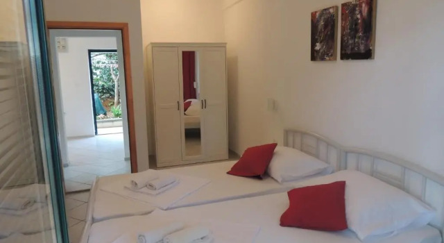 Апартаменты с 2 комнатами Apartments Suljic - Cash Only Property