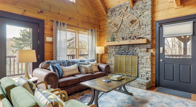 'scenic Solitude' w/ Hot Tub: 3 Mi to Pigeon Forge, Забронировать Дом для отпуска Виллы Пиджен-Фордж, рядом с Навесная переправа Смоки-Маунтин, Вилла