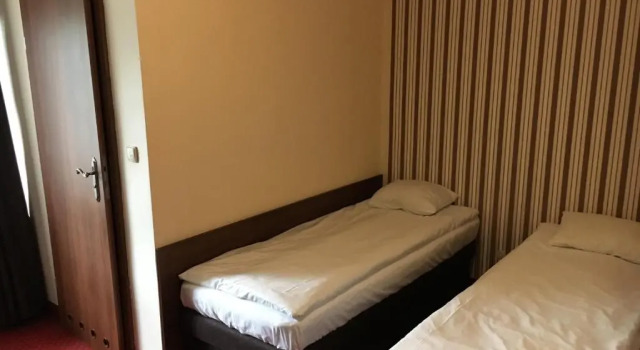Villa Ventana Poznań City Free Parking Śniadanie w Cenie, Забронировать Вилла Отели Вилда с парковкой, Парковка