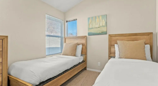 NEW Cityside Stay 3BR Retreat Near DT w Patio, Book Hotel Reno United States of America