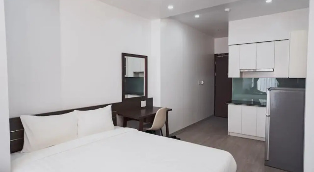 Двухместный номер Deluxe с балконом The Eastern Hotel & Apartment