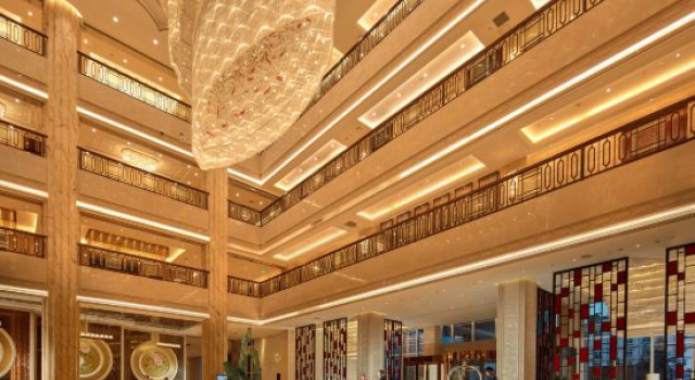 Hancheng Yellow River Pearl Hotel, Rezerwuj Hotel Hotele w Weinan z basenem, Basen